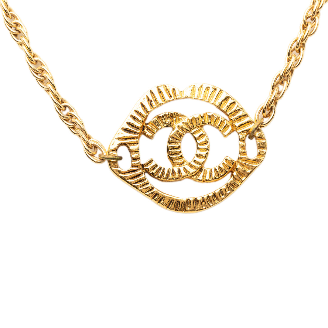 Chanel CC plaqué Rond Pendant Collier Métal