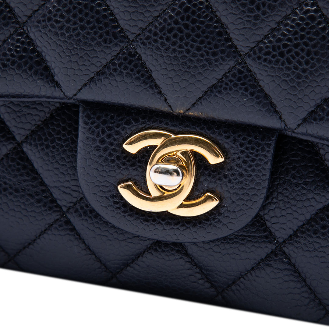 Classic Double rabat Moyen Cuir caviar Bleu