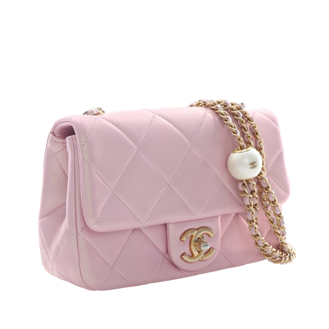Chanel Mini Matelassé Iridescent Cuir d’agneau Perley à rabat