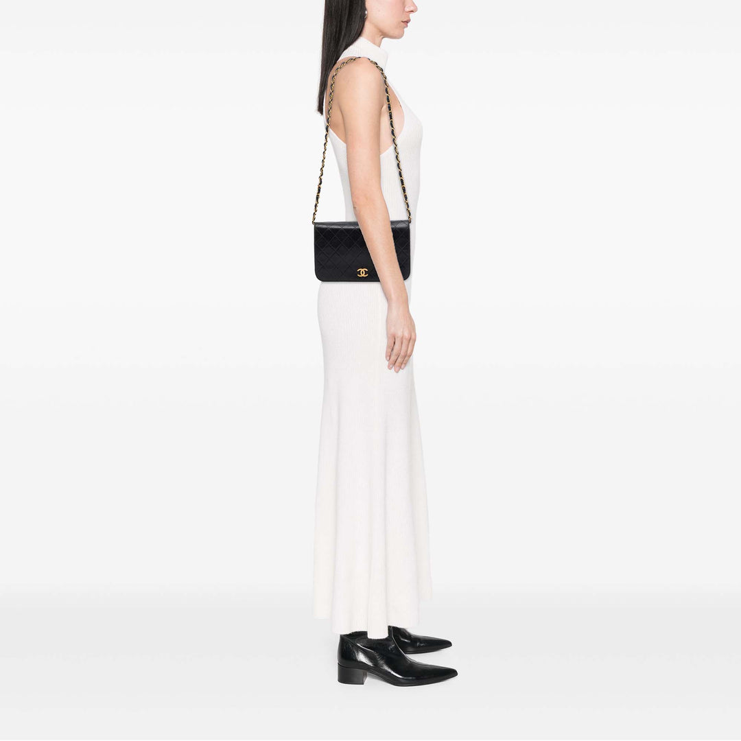 Chanel CC Matelassé Rabat intégral Moyen Cuir d'agneau Noir – vue 6 – GABY PARIS