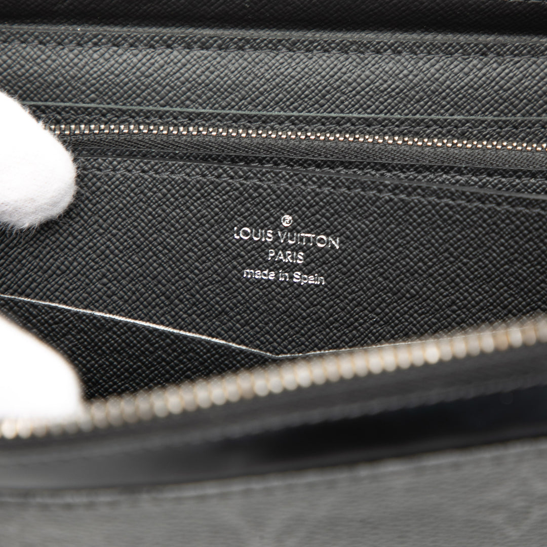 Louis Vuitton Monogram Eclipse Zippy XL Portefeuille