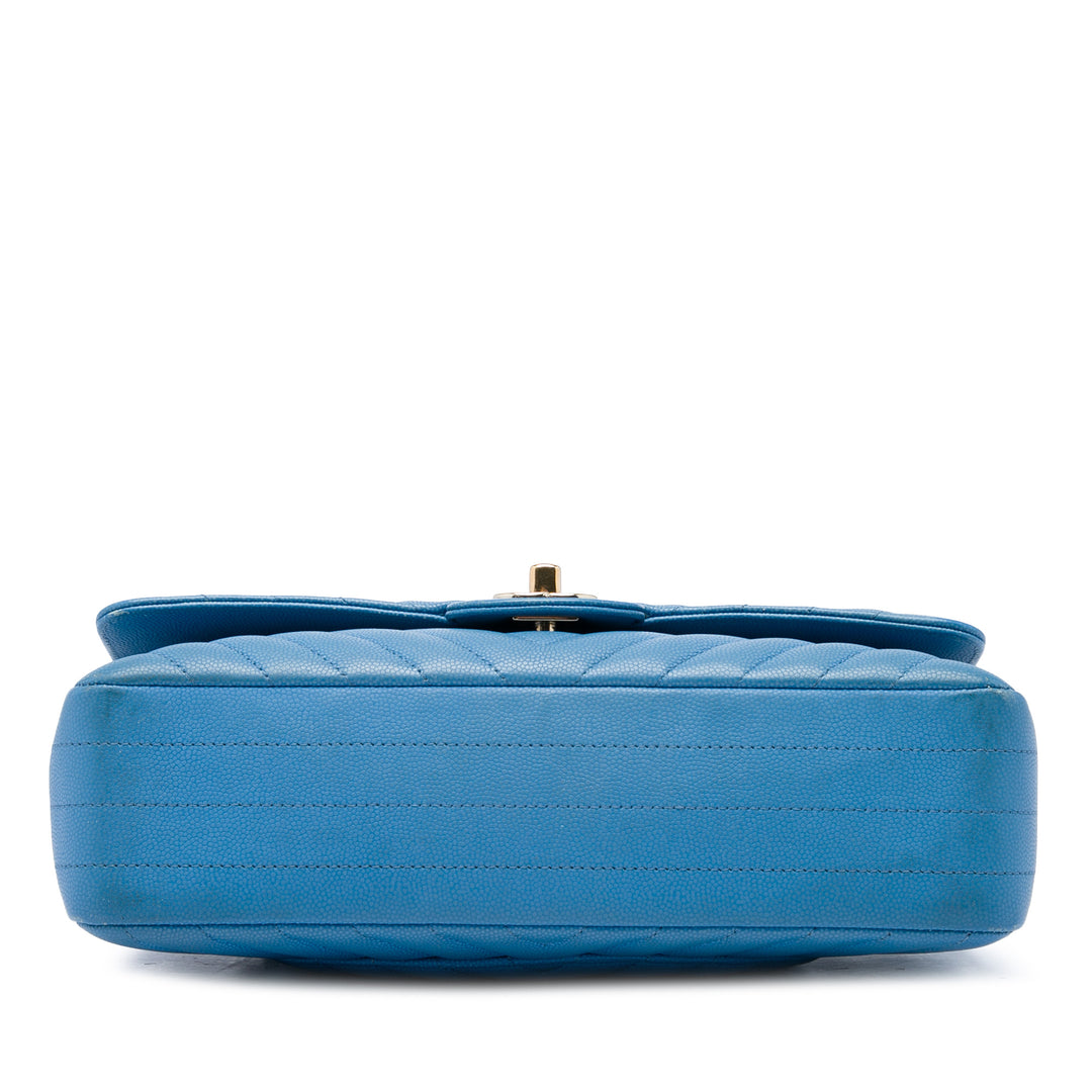 Classic Chevron Double rabat Moyen Cuir caviar Bleu