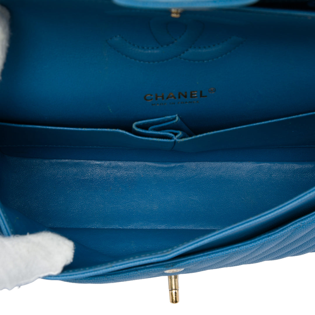Classic Chevron Double rabat Moyen Cuir caviar Bleu