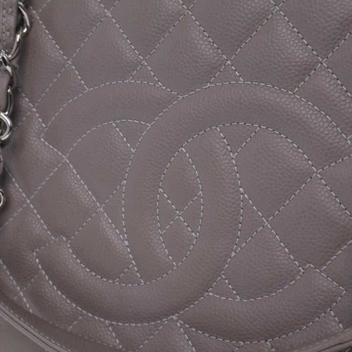 Chanel Caviar Grand Shopping Cabas