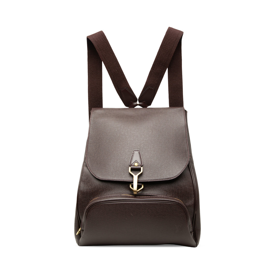 Louis Vuitton Taiga Cassiar Rouge – vue principale – GABY PARIS
