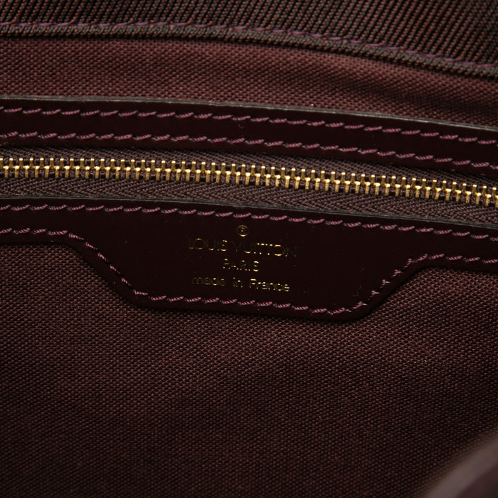 Louis Vuitton Taiga Cassiar Rouge – vue 5 – GABY PARIS