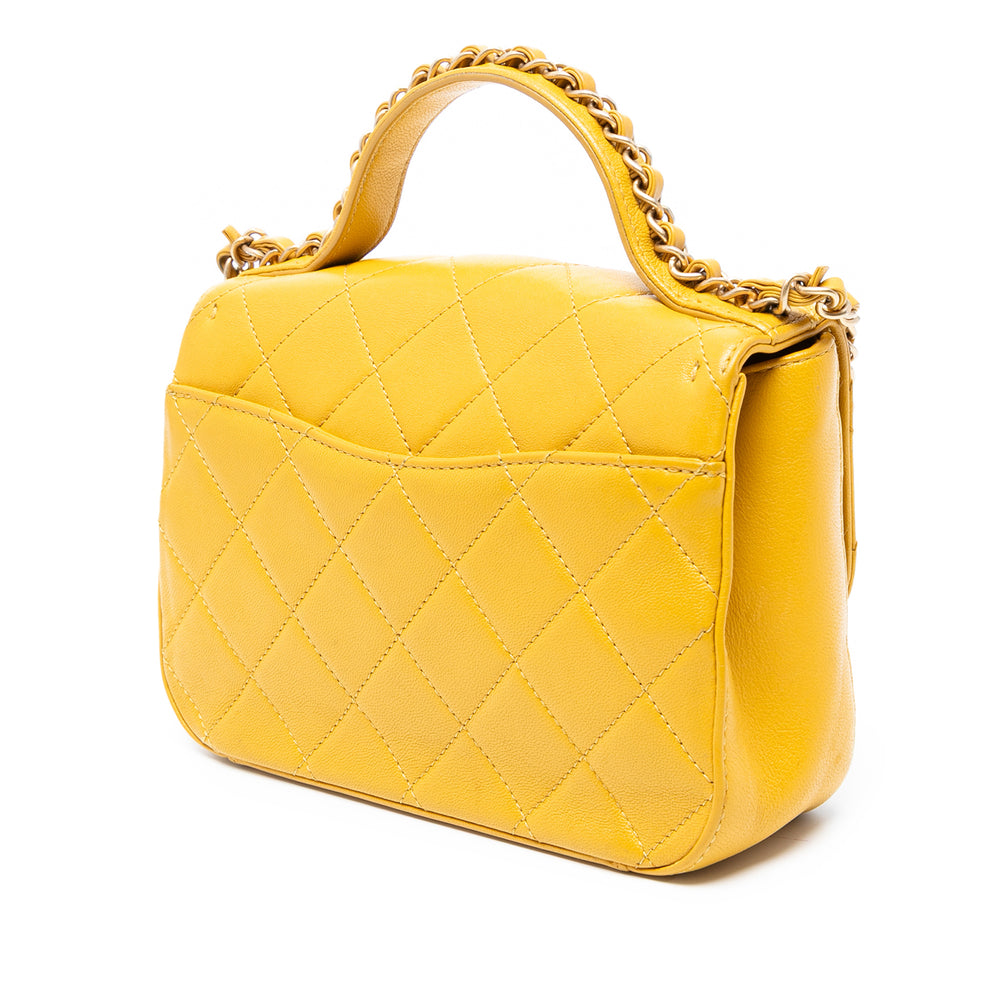 Chanel Small Quilted Cuir d’agneau Chain Infinity Top Handle Bag Jaune – GABY PARIS Authentique