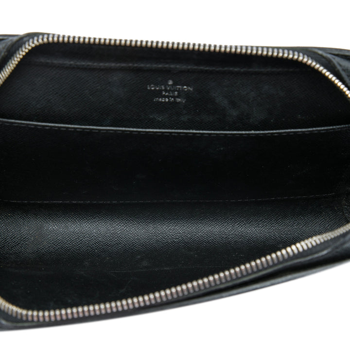 Taiga Pochette Baikal Noir