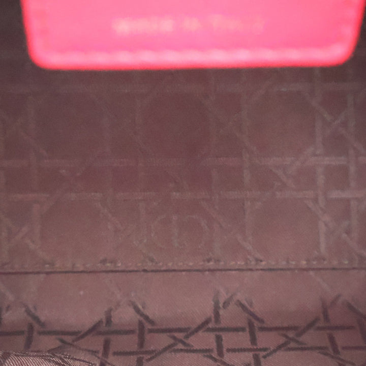 Lady Dior Cannage Moyen Cuir d'agneau Rouge