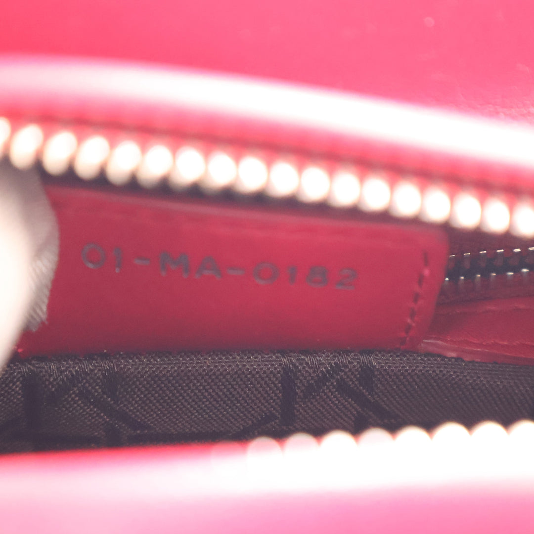 Lady Dior Cannage Moyen Cuir d'agneau Rouge