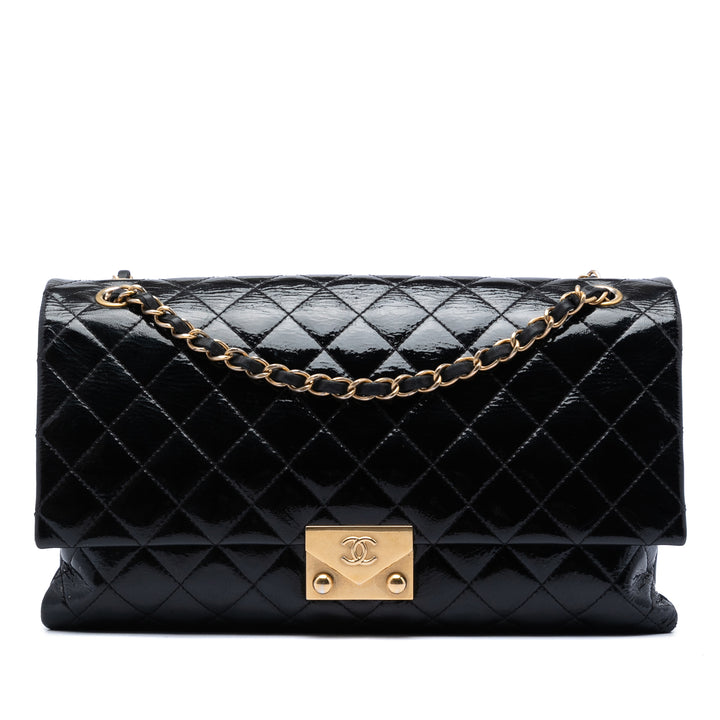 Chanel Matelassé froissé Cuir verni Pagoda Accordion à rabat