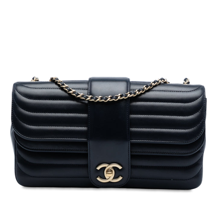 Chanel CC Horizontal Quilted Cuir d’agneau Double rabat Bleu