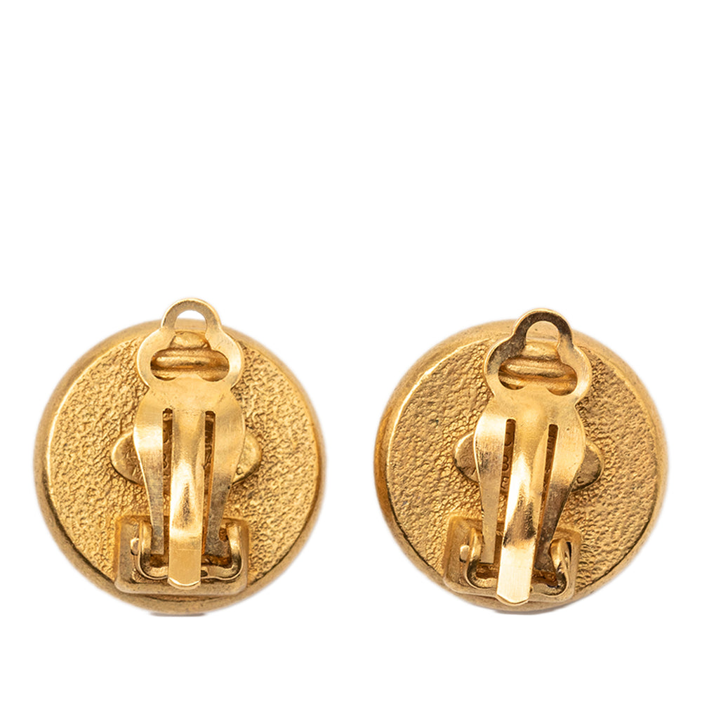 Chanel plaqué Perles fantaisie Logo Rond Clip on Boucles d’oreilles – GABY PARIS Authentique