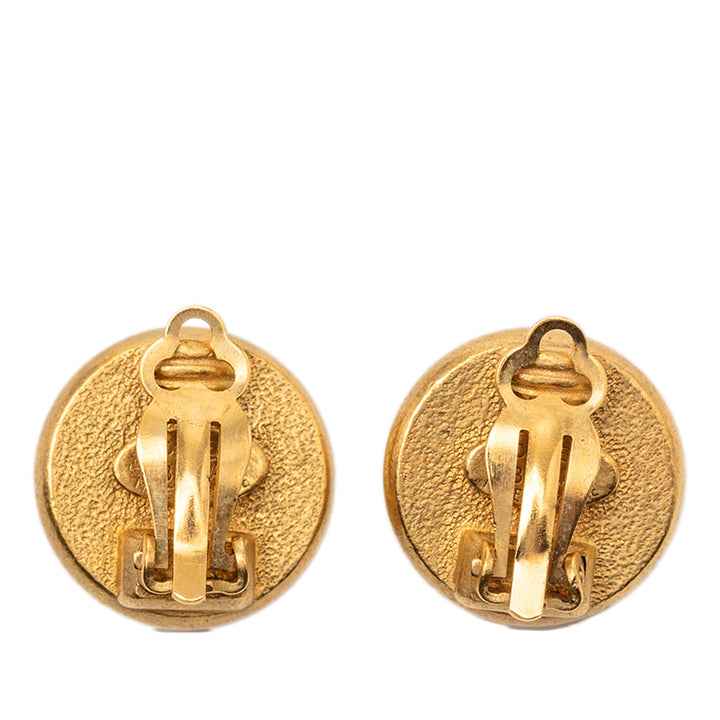 Chanel plaqué Perles fantaisie Logo Rond Clip on Boucles d’oreilles – GABY PARIS Authentique