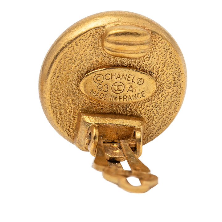 Chanel plaqué Perles fantaisie Logo Rond Clip on Boucles d’oreilles – GABY PARIS Authentique