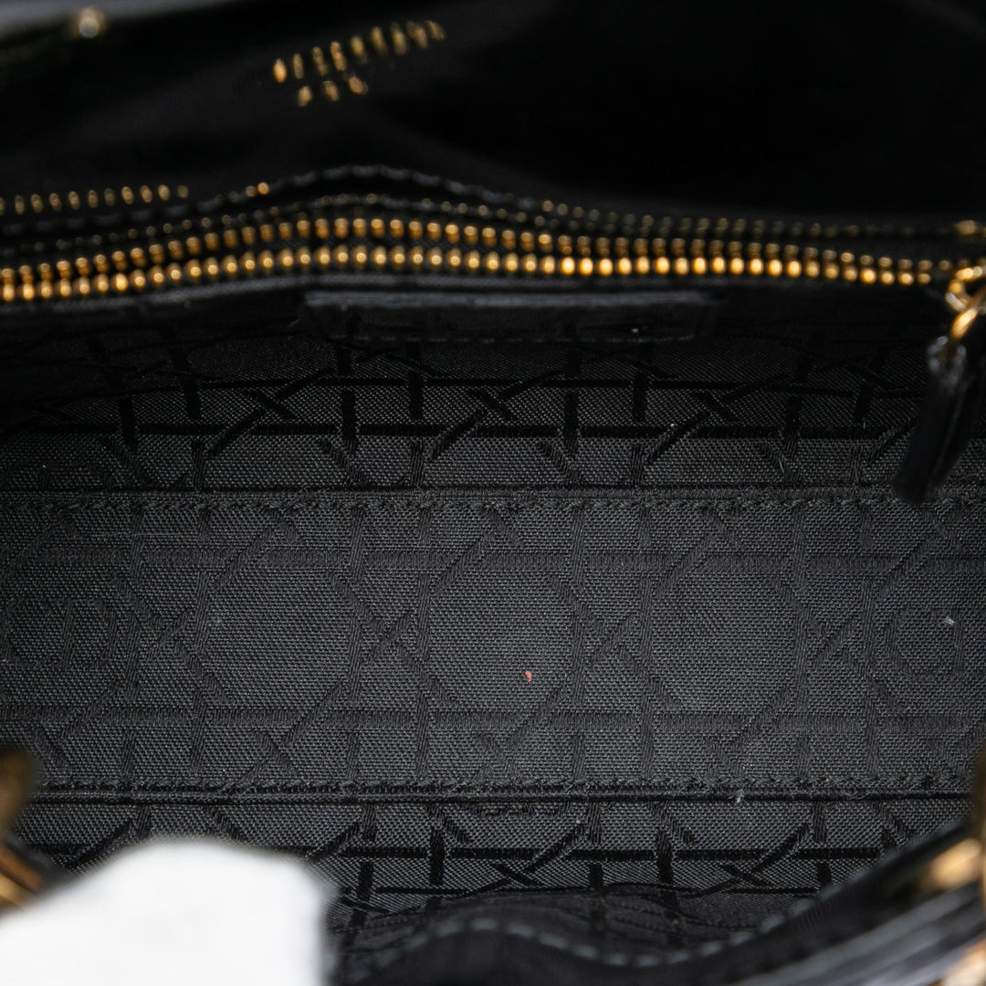 Dior Mini Cuir verni Cannage Lady Dior