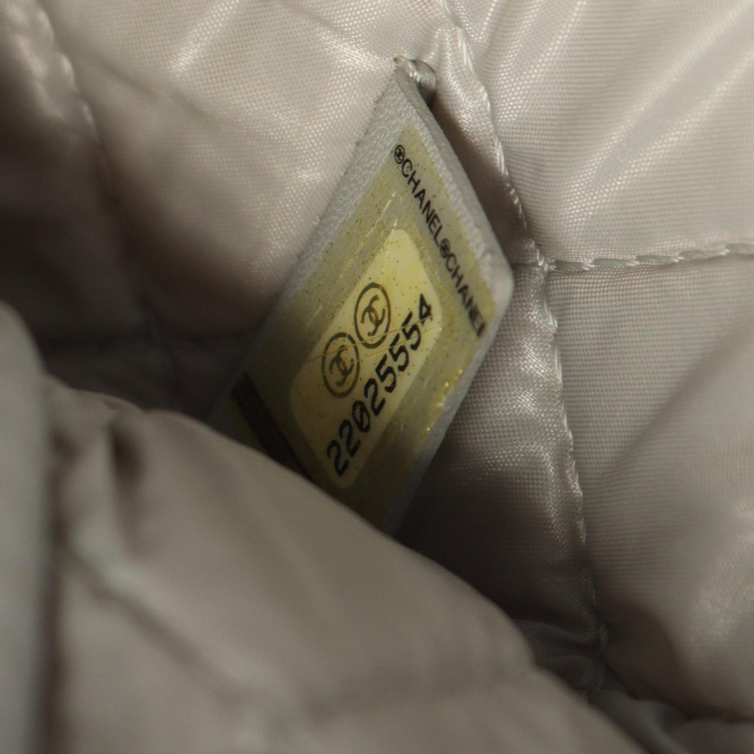 Chanel Pochette Deauville O Étui Tweed Grand Gris – vue 5 – GABY PARIS