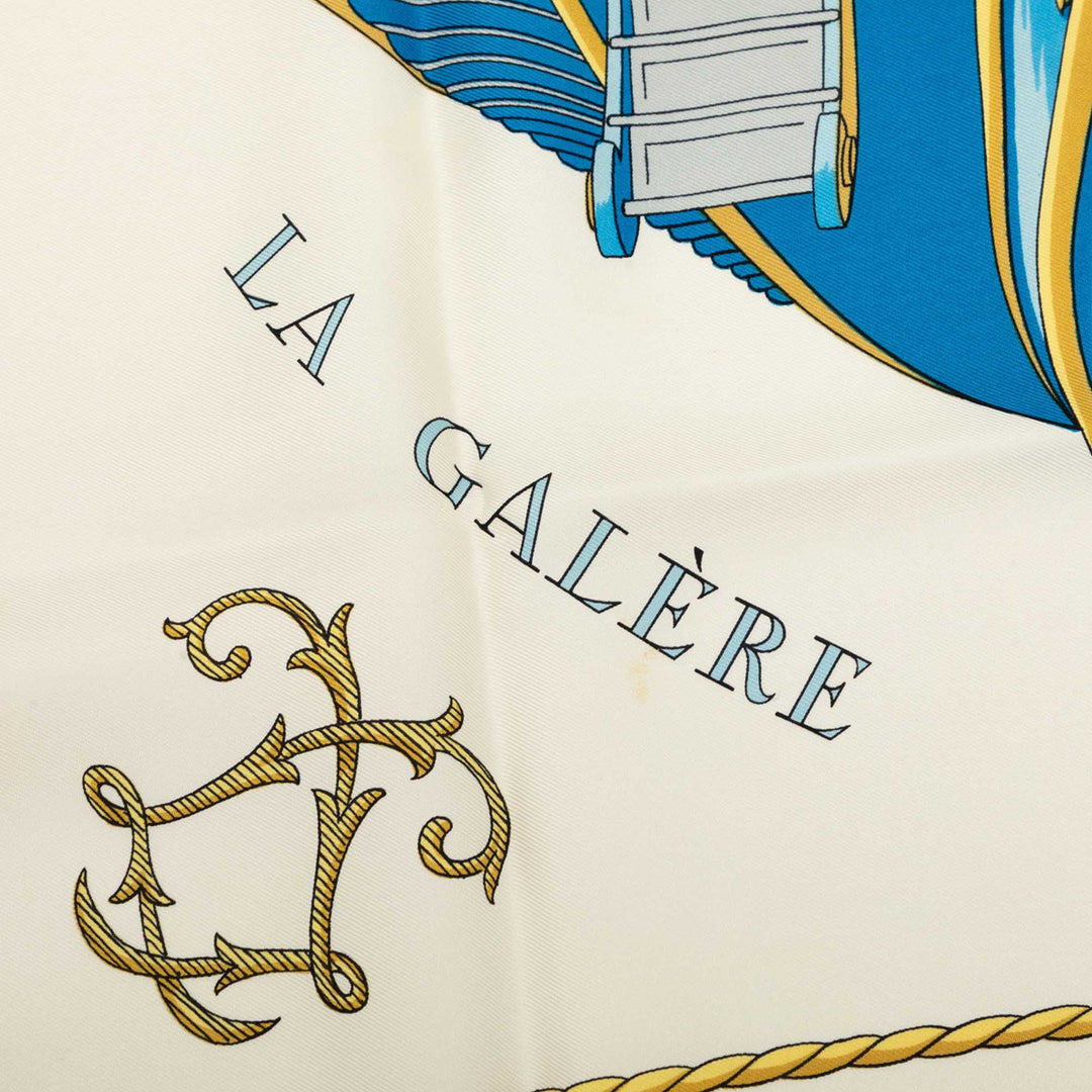Vue Du Carrosse De Galere La Reale Foulard 90 Blanc