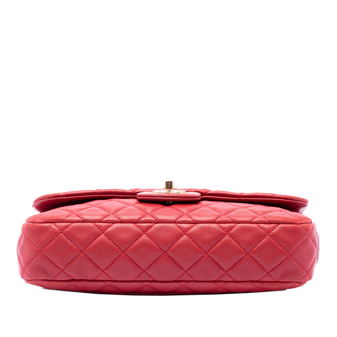 Chanel Medium Classic Cuir d’agneau Marine Charms Simple rabat