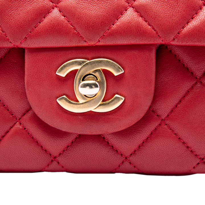 Chanel Medium Classic Cuir d’agneau Marine Charms Simple rabat