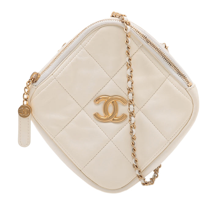 Chanel CC Matelassé Cuir d’agneau Diamond Pochette avec chaîne