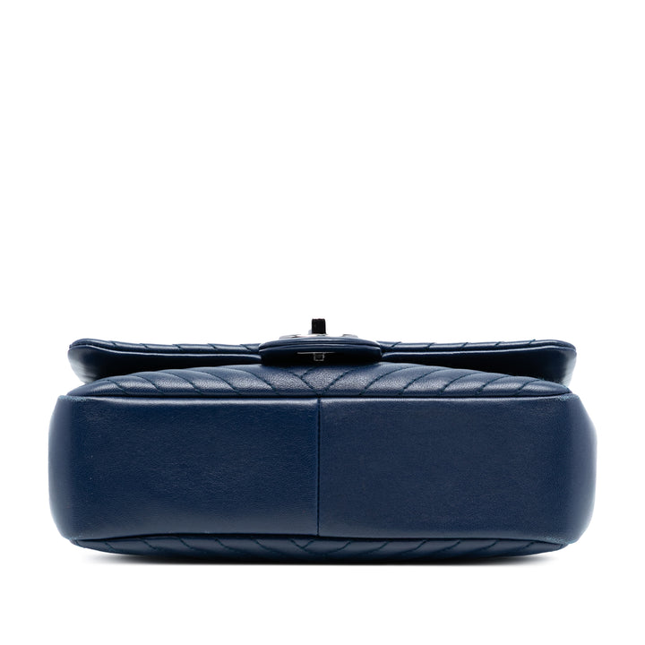 Chanel Small Cuir d’agneau CC Crossing à rabat – GABY PARIS Authentique