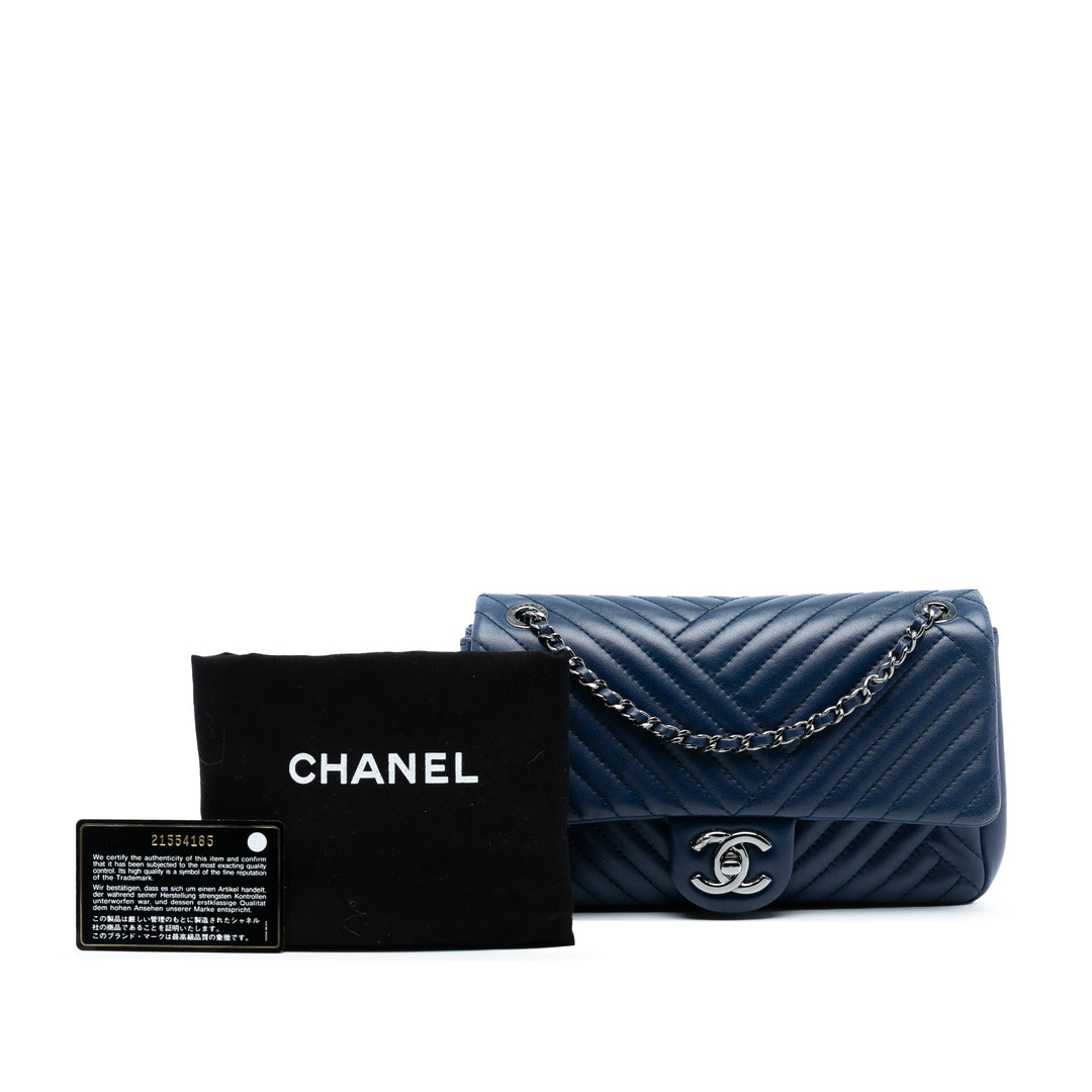 Chanel Small Cuir d’agneau CC Crossing à rabat – GABY PARIS Authentique