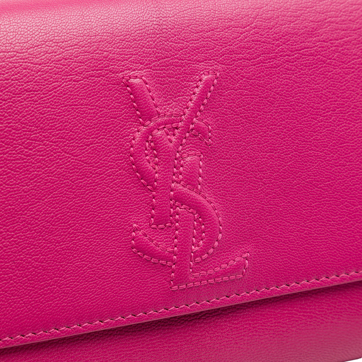 Saint Laurent Small Textured Cuir de veau Belle De Jour Pochette