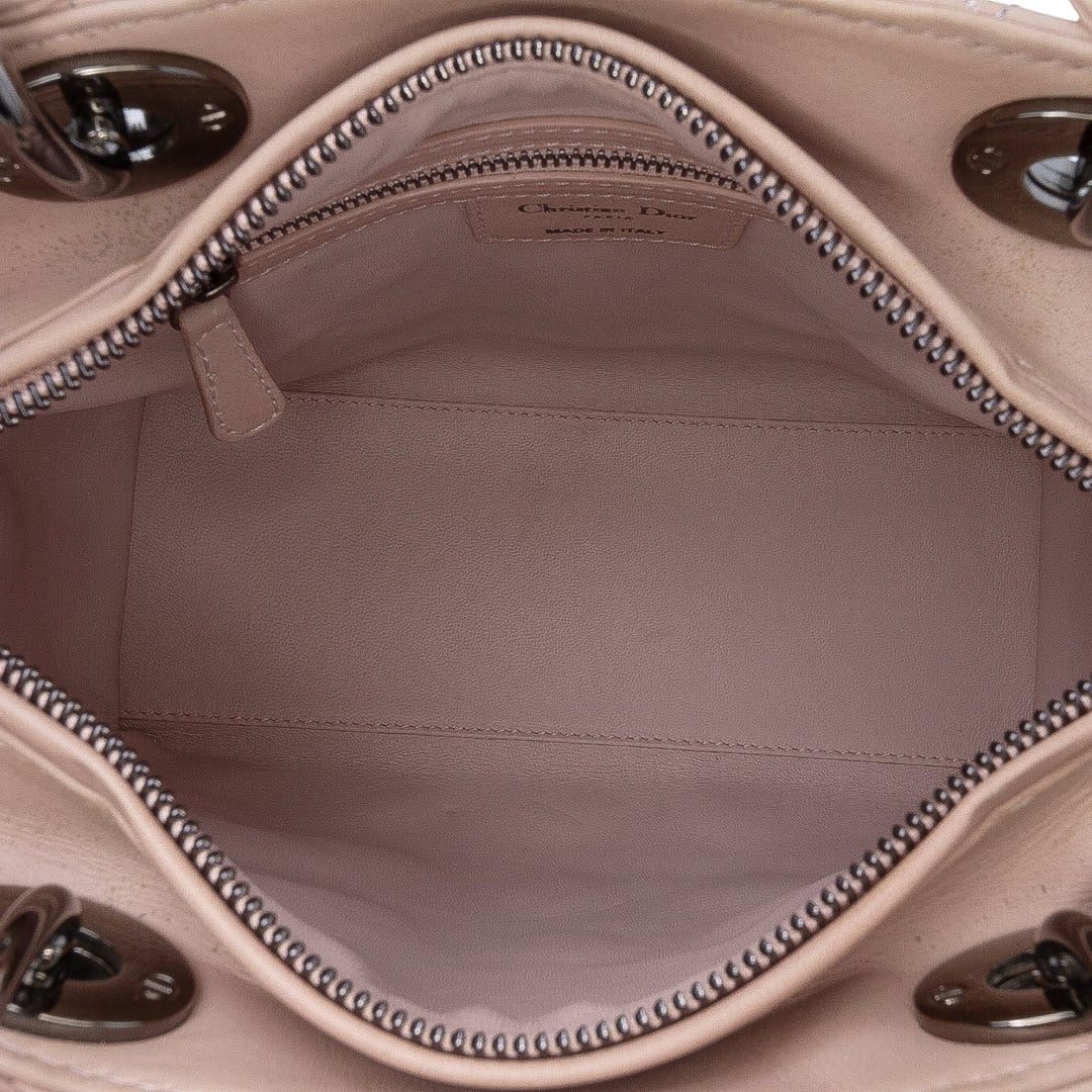 Dior Medium Cuir d’agneau Cannage Lady Dior Rose – GABY PARIS Authentique
