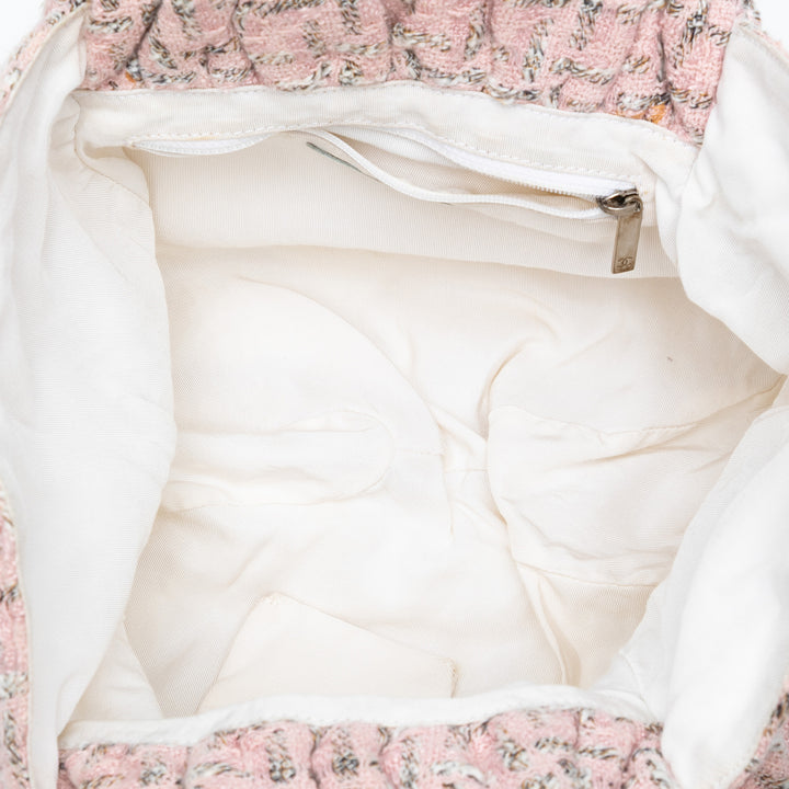 Chanel Tweed Boucle Knitting Top Handle Bag Rose – GABY PARIS Authentique