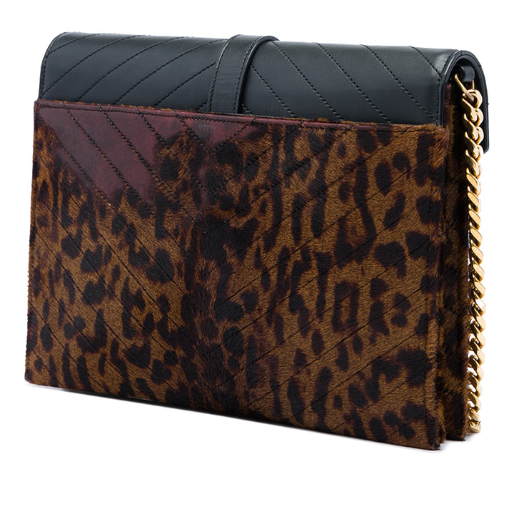 Saint Laurent Chevron et Leopard Imprimé Veau Hair Classic Enveloppe Sac Cuir de veau Noir – vue 2 – GABY PARIS