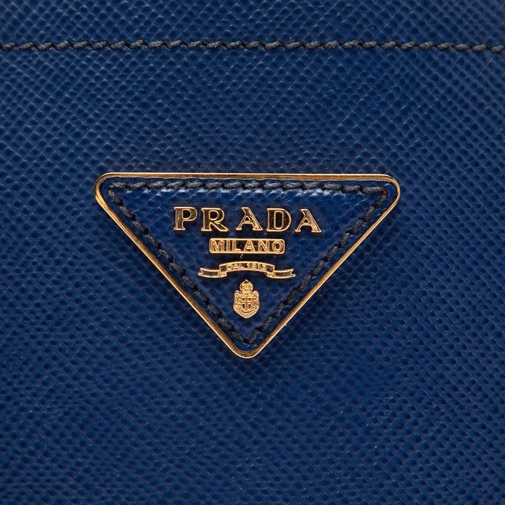 Prada Sac à main Double Poignée Saffiano Moyen Bleu – vue 5 – GABY PARIS