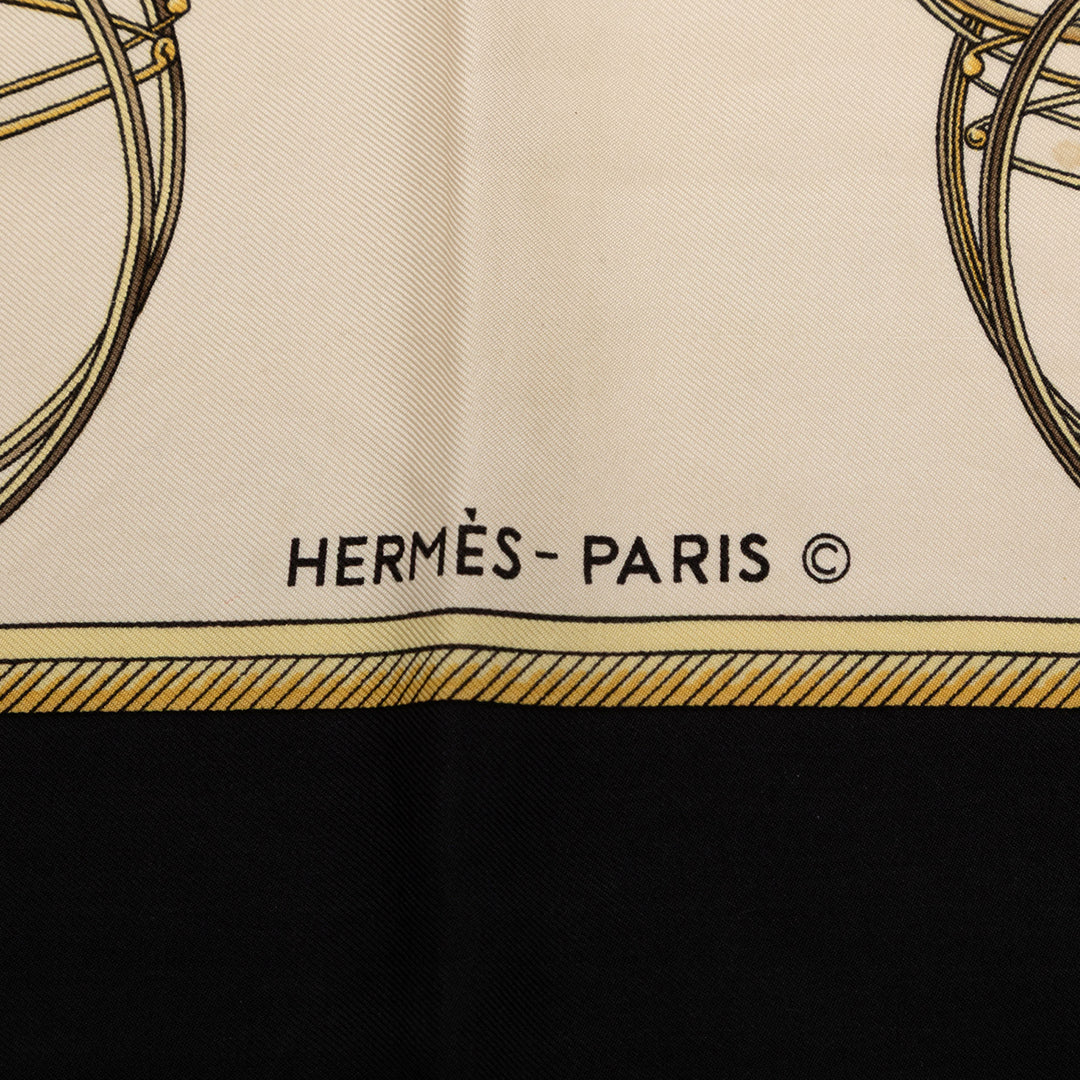 Hermès Les Voitures a Transformation Soie Foulard 90 – GABY PARIS Authentique