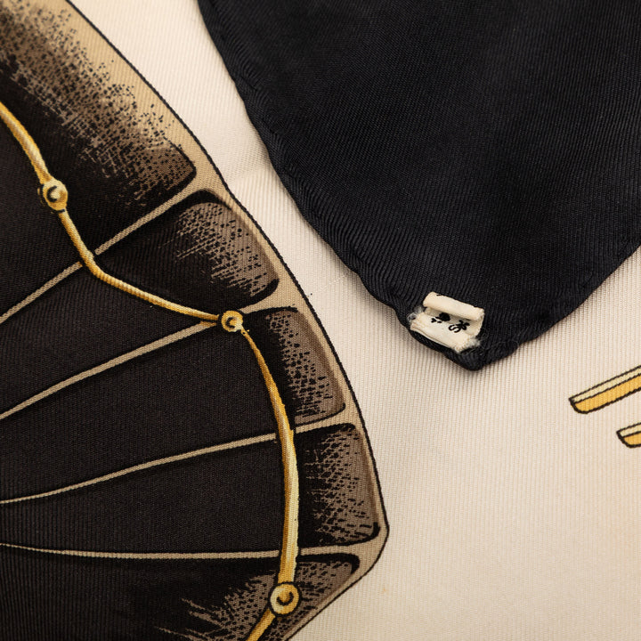 Hermès Les Voitures a Transformation Soie Foulard 90 – GABY PARIS Authentique