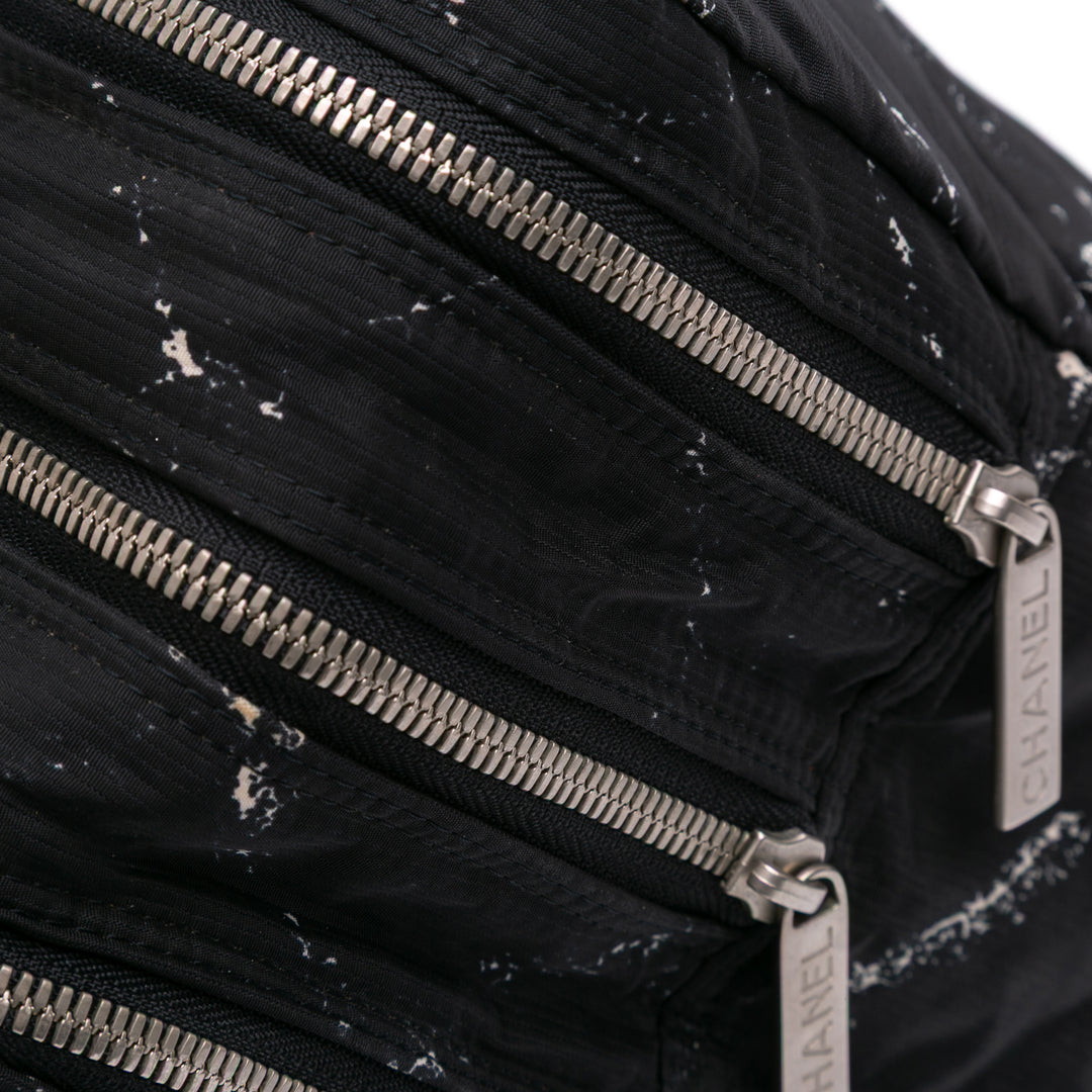 Chanel Old Travel Line Nylon Sac à main Noir – GABY PARIS Authentique