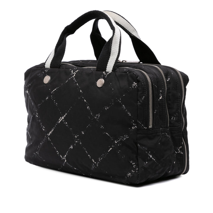 Chanel Old Travel Line Nylon Sac à main Noir – GABY PARIS Authentique