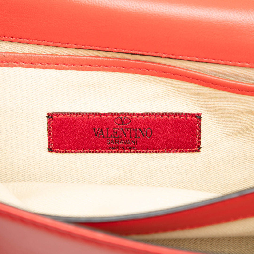 Valentino Pochette Rockstud Va Va Voom avec chaîne Rouge – vue 5 – GABY PARIS