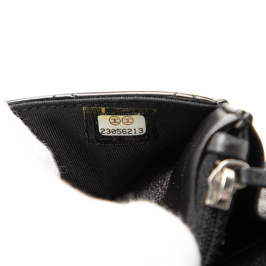 Chanel CC Matelassé Cuir verni Wallet on Chain