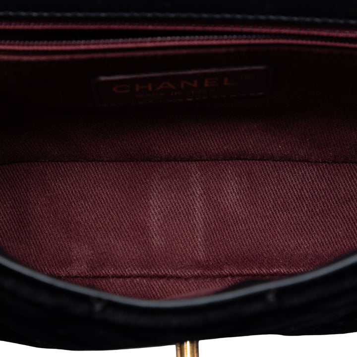 Chanel Small Matelassé Velours CC Œillets à rabat