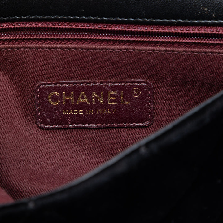 Chanel Small Matelassé Velours CC Œillets à rabat