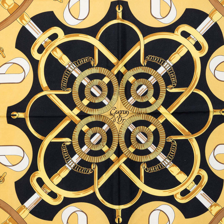 Hermès Eperon D Or Foulard 90 Noir – vue 8 – GABY PARIS