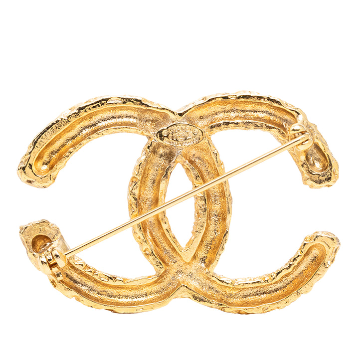 Chanel CC plaqué Baroque embossé Broche