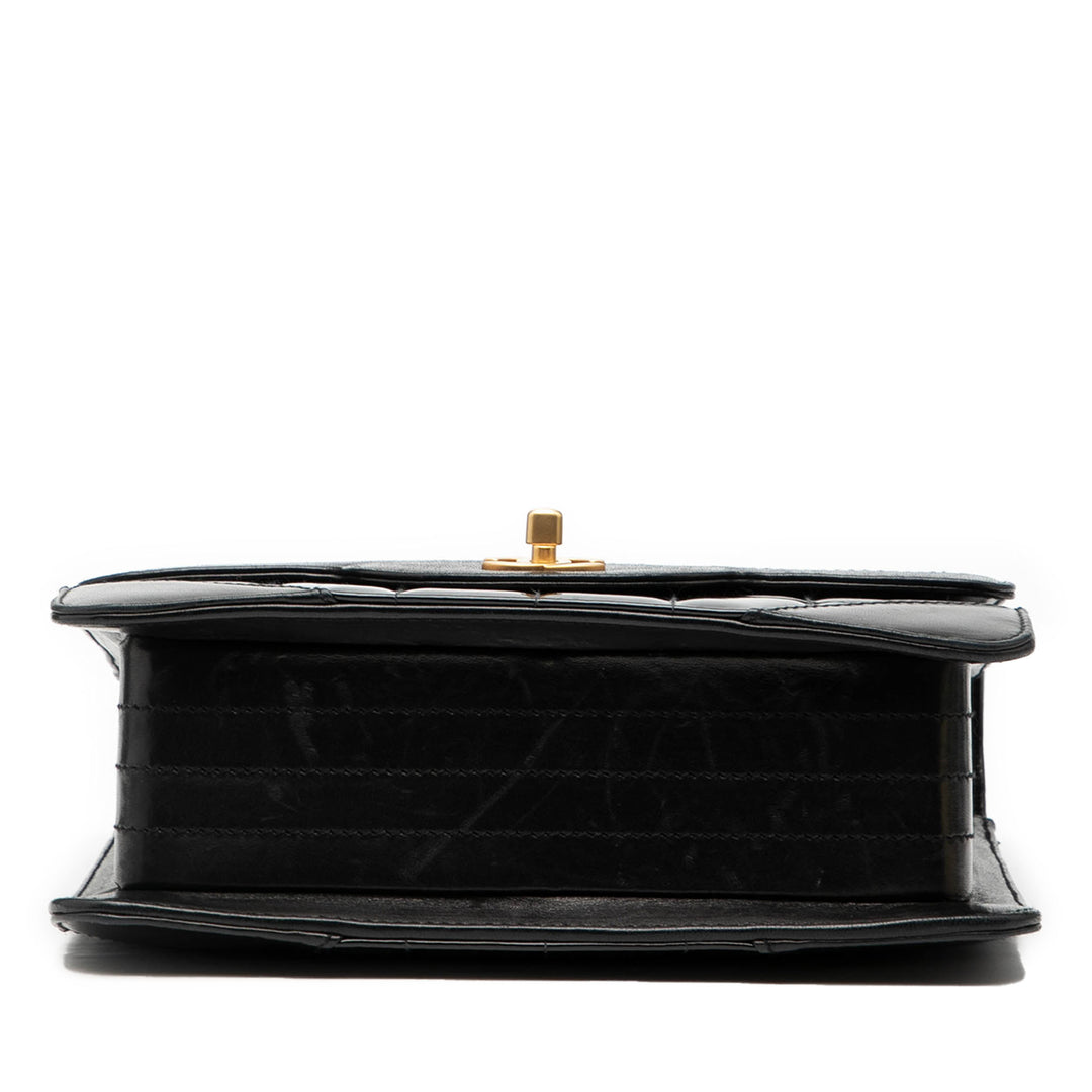 Chanel CC Chocolate Bar Cuir verni et Cuir d’agneau Square à rabat