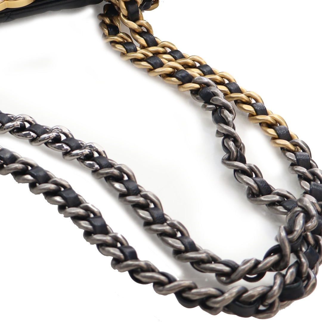 Chanel Cuir d’agneau Vertical 19 Shopping Cabas
