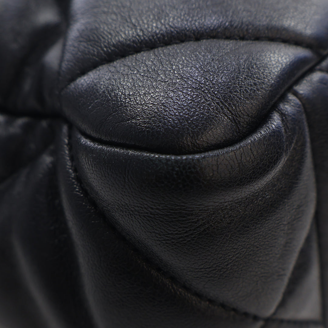 Chanel Cuir d’agneau Vertical 19 Shopping Cabas