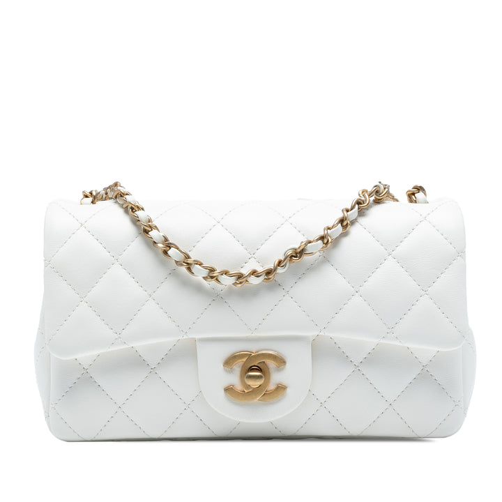Chanel Mini Rectangular Classic Cuir d’agneau Romance Simple rabat