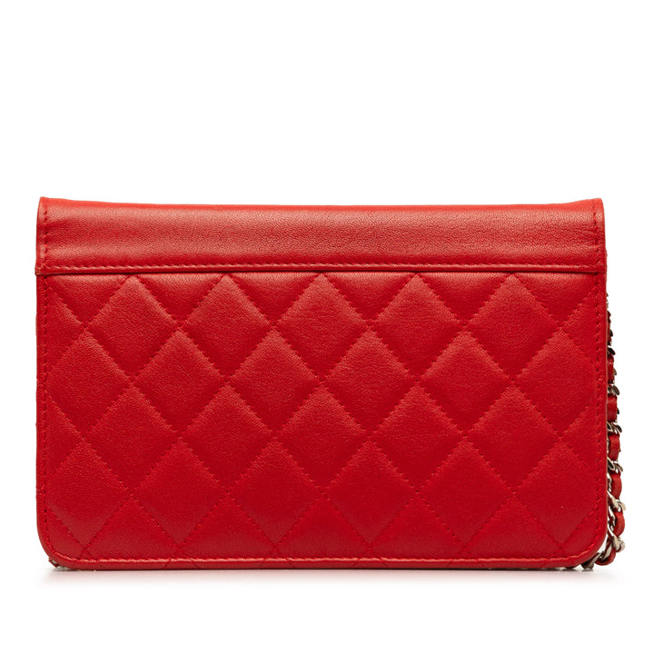 Grained Calfskin CC Box Wallet On Chain Red - Gaby Paris