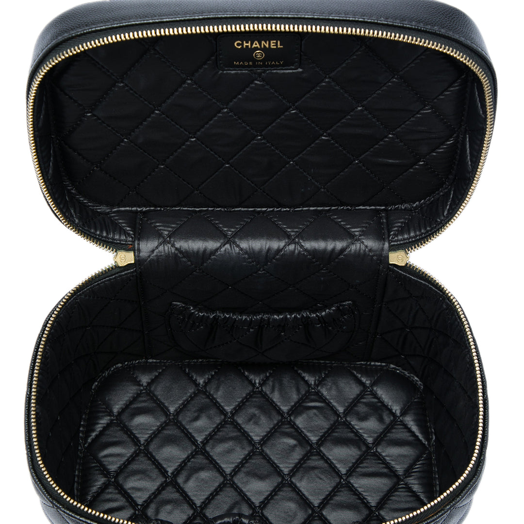 CC Matelassé Vanity Cuir caviar Noir