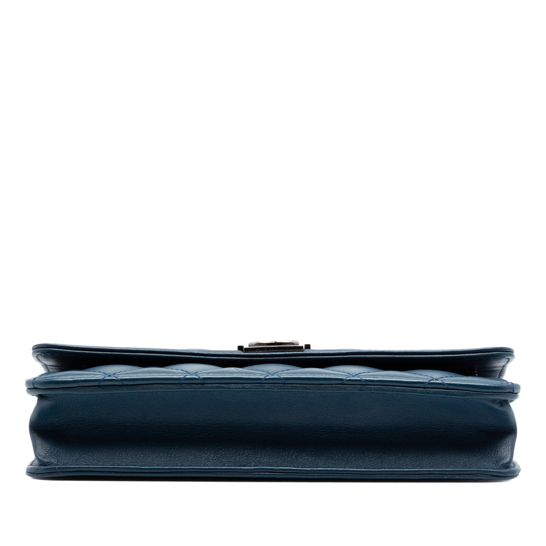 Chanel Matelassé Cuir d’agneau Boy Wallet on Chain