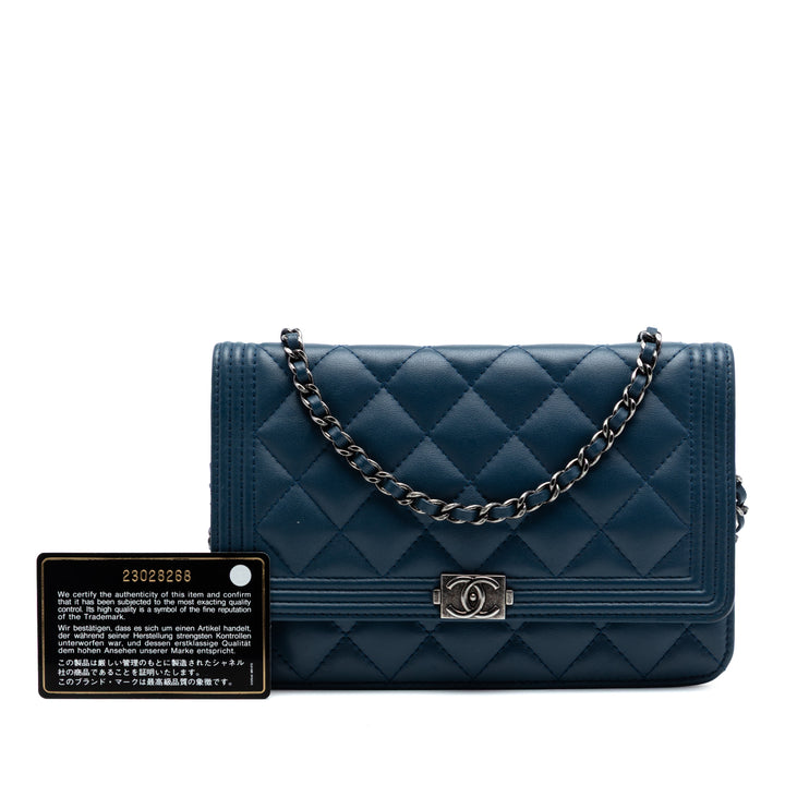 Chanel Matelassé Cuir d’agneau Boy Wallet on Chain